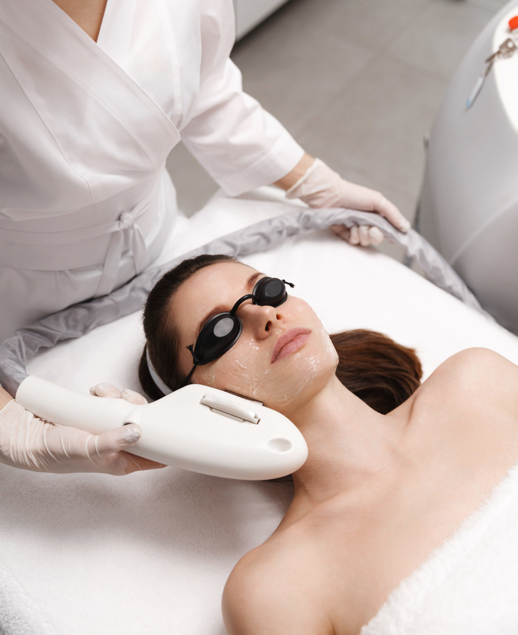 Photofacial Treatment Benefits And Side Effects
